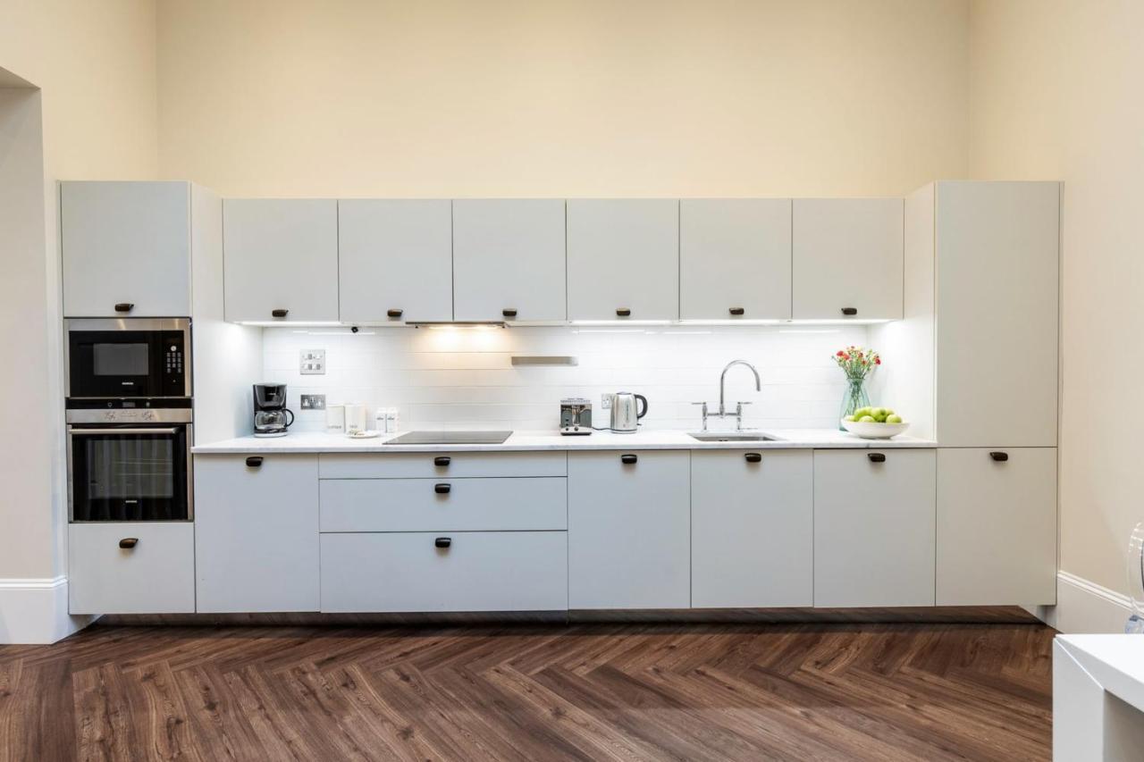 2-Br Apartment For 6 In Covent Garden With Ac Londen Buitenkant foto